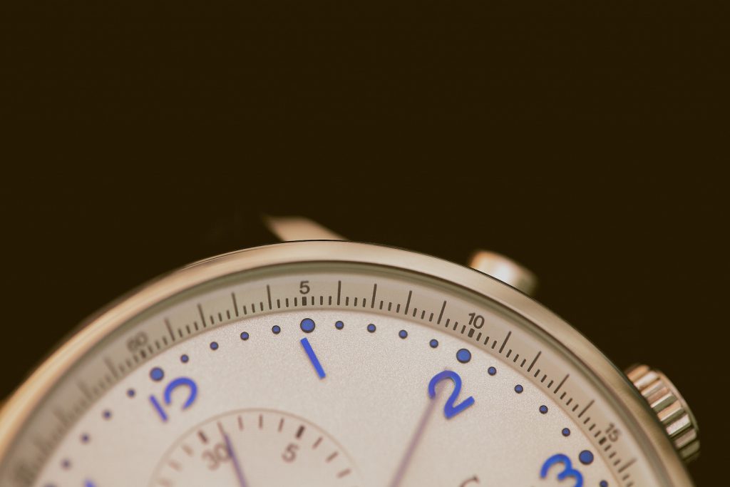 decorative clock pictures